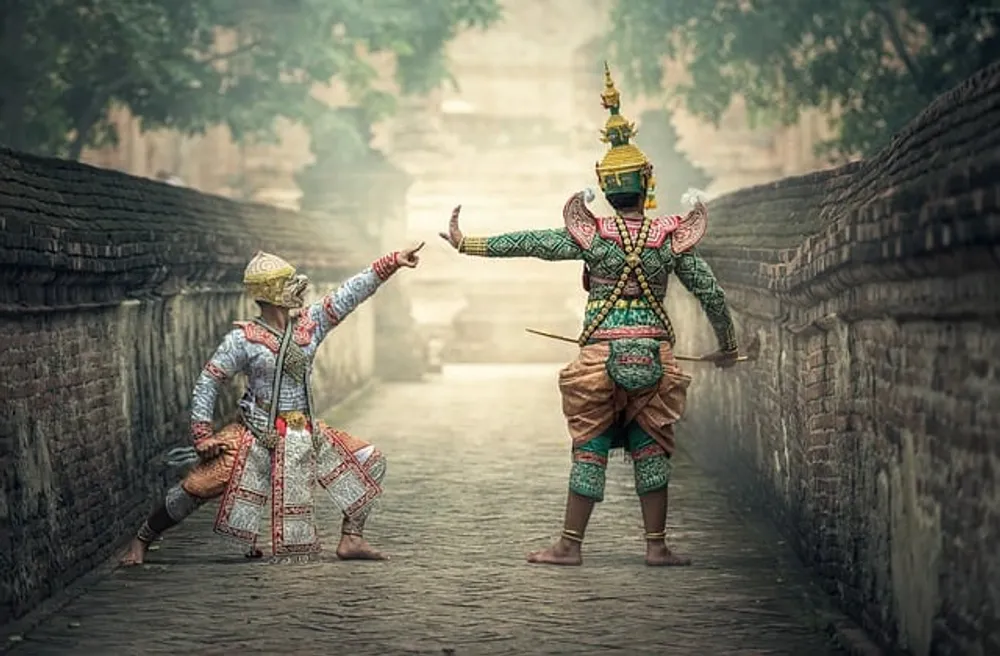 10 สถานที่และสิ่งน่าสนใจในกรุงเทพ