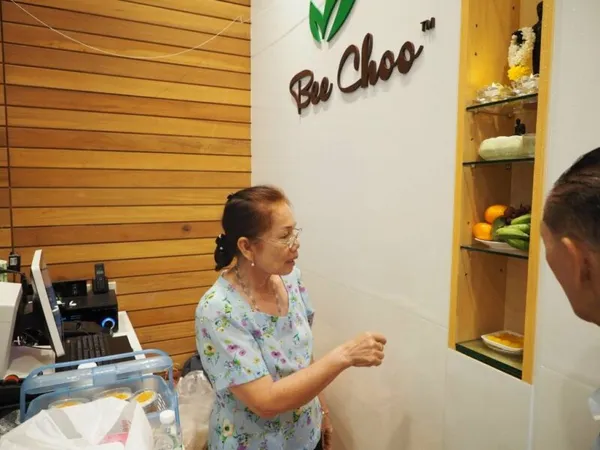 ทำบุญเปิดร้านสาขาสยามสแควร์วัน — photo 16