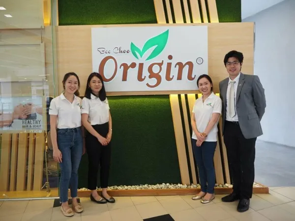 ทำบุญเปิดร้านสาขาสยามสแควร์วัน — photo 30