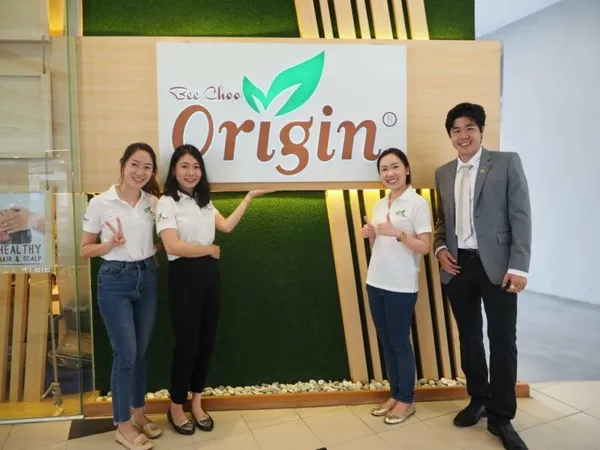 ทำบุญเปิดร้านสาขาสยามสแควร์วัน — photo 31