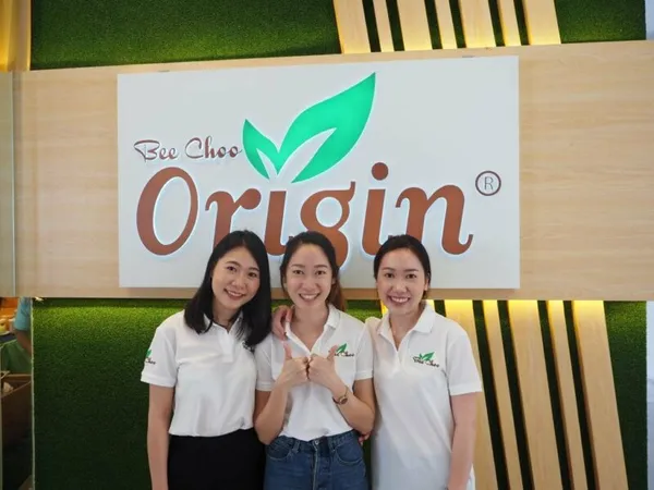 ทำบุญเปิดร้านสาขาสยามสแควร์วัน — photo 32