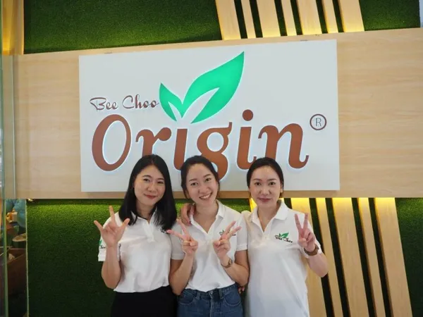 ทำบุญเปิดร้านสาขาสยามสแควร์วัน — photo 33