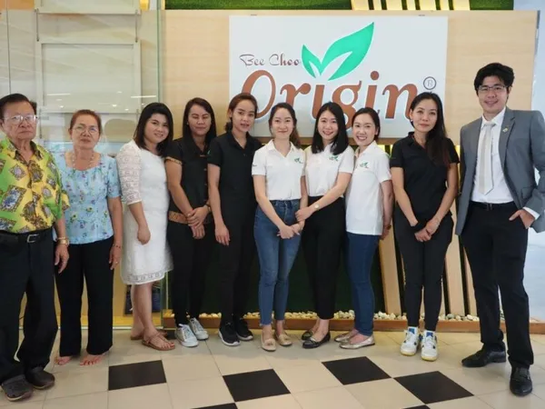 ทำบุญเปิดร้านสาขาสยามสแควร์วัน — photo 34